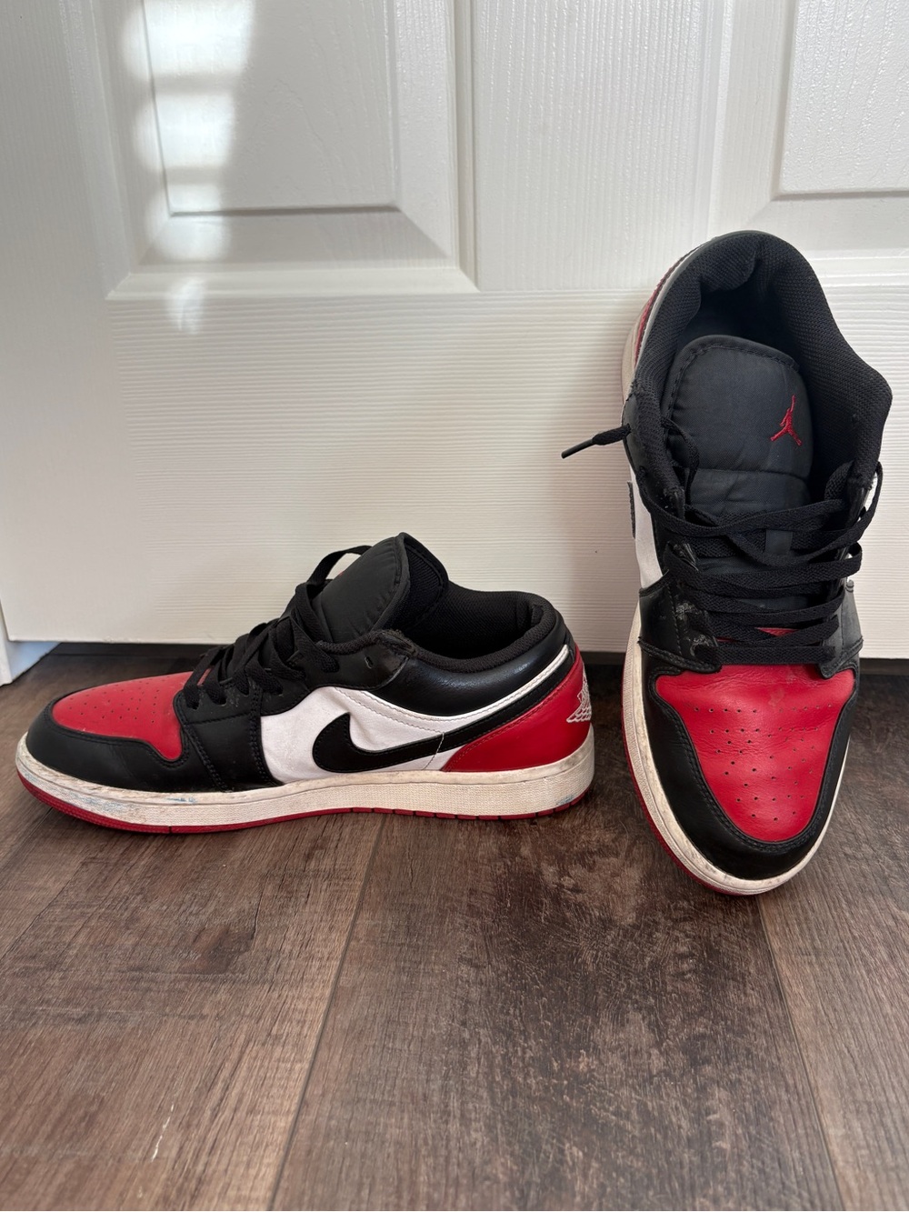 Nike Air Jordan 1 Low Sneakers - White/Varsity Red